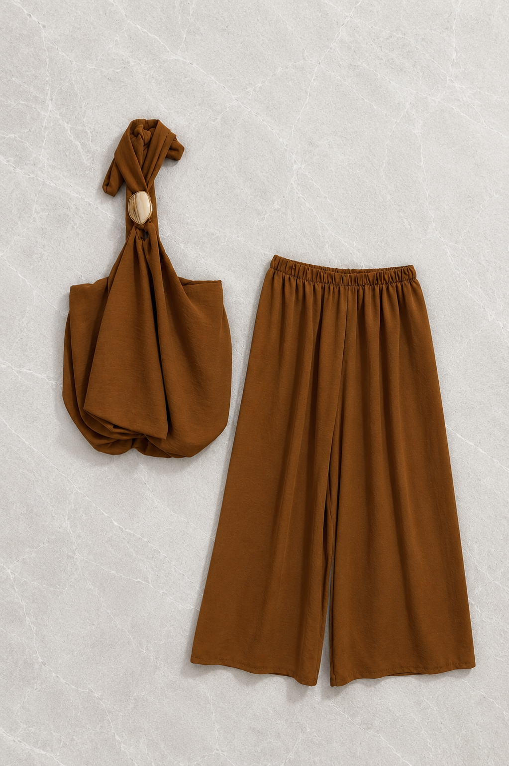 TOTAL LOOK SAHARA